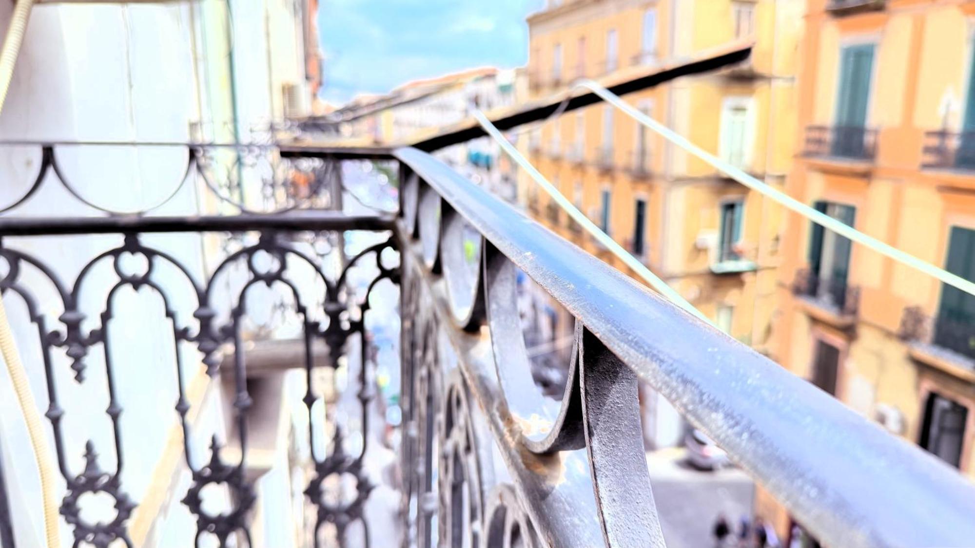 Grande & Favoloso Vicino Il Museo Madre Naples Exterior photo